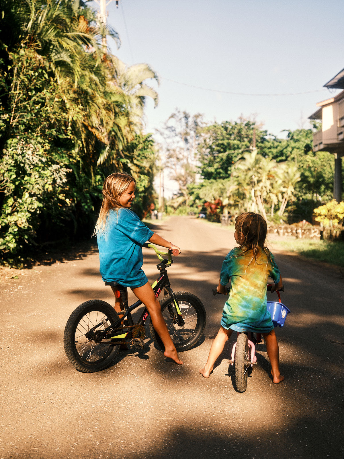 Kids Outline Circle Tie Dye Tee | Organic Cotton | Slow Yourself Down - Kids Shirts